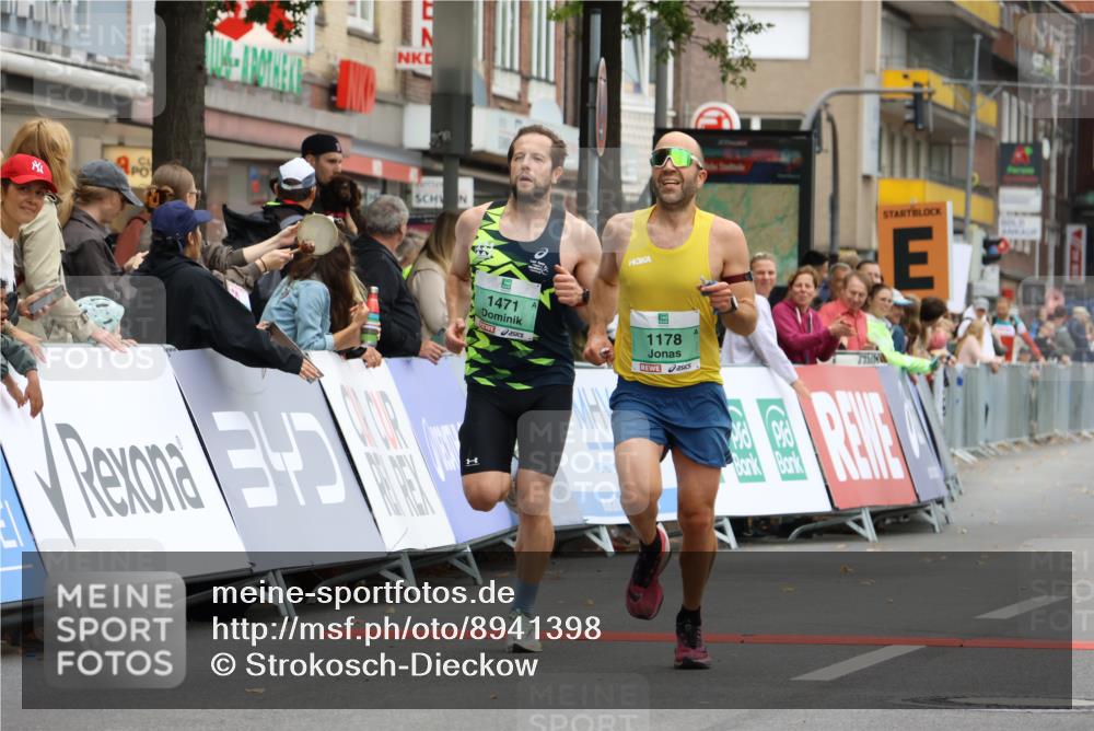 21.09.2025 - PSD Bank Halbmarathon Strokosch-Dieckow http://msf.ph/oto/8941398 21.09.2025 11:24:42 Ziel 1178, 1310, 1471, 1989, 3913 meine-sportfotos.de