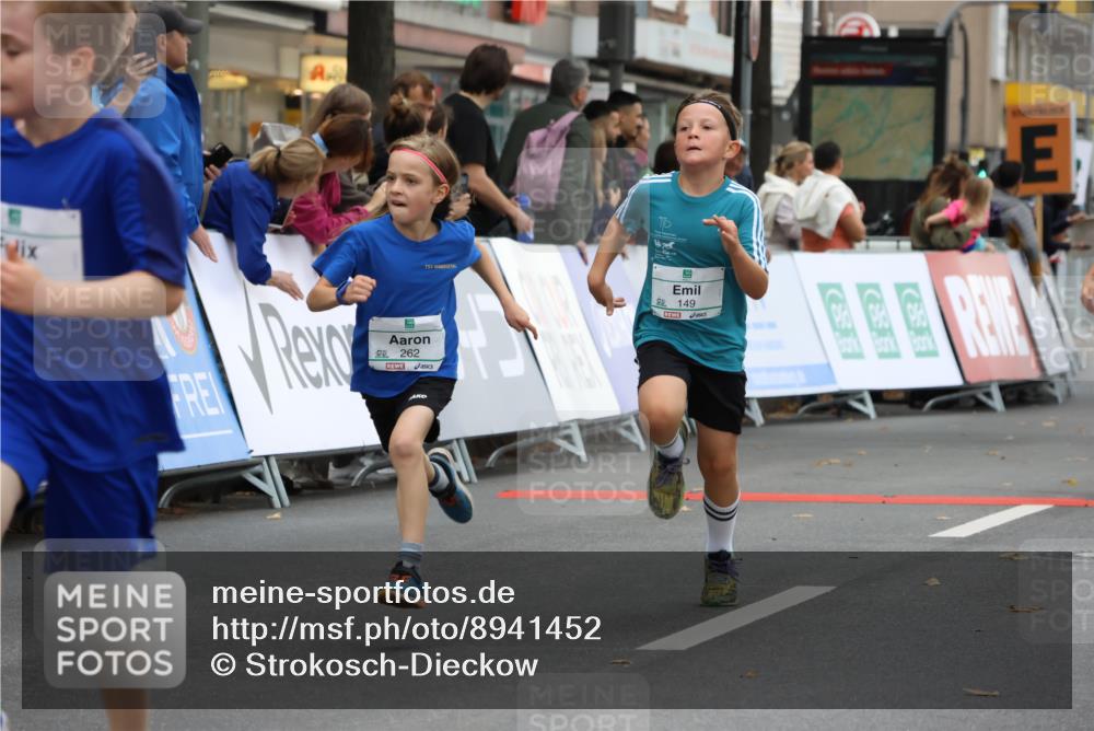 21.09.2025 - PSD Bank Halbmarathon Strokosch-Dieckow http://msf.ph/oto/8941452 21.09.2025 10:27:39 Ziel 107, 149, 262, 341, 342, 362, 392, 399, 436 meine-sportfotos.de