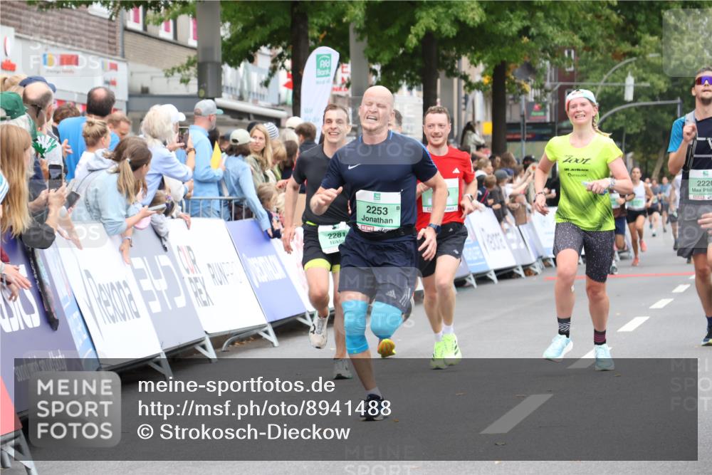 21.09.2025 - PSD Bank Halbmarathon Strokosch-Dieckow http://msf.ph/oto/8941488 21.09.2025 11:42:33 Ziel 1058, 1899, 1995, 2220, 2253, 2281, 2380, 3928, 3930, 4048 meine-sportfotos.de