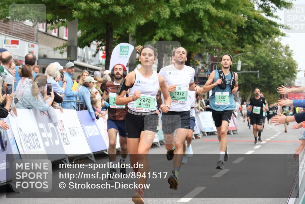 21.09.2025 - PSD Bank Halbmarathon Strokosch-Dieckow http://msf.ph/oto/8941517 21.09.2025 11:42:41 Ziel 1058, 1068, 1312, 1995, 2127, 2220, 2253, 2272, 2281, 3930 meine-sportfotos.de