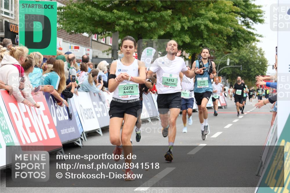 21.09.2025 - PSD Bank Halbmarathon Strokosch-Dieckow http://msf.ph/oto/8941518 21.09.2025 11:42:41 Ziel 1058, 1068, 1312, 1995, 2127, 2220, 2253, 2272, 2281, 3930 meine-sportfotos.de