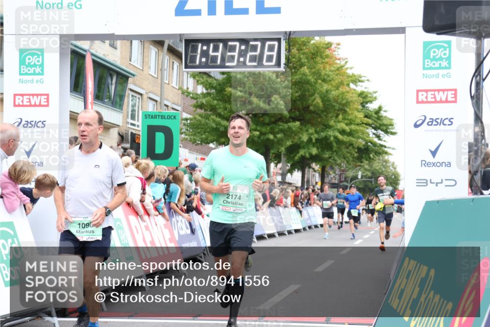 21.09.2025 - PSD Bank Halbmarathon Strokosch-Dieckow http://msf.ph/oto/8941556 21.09.2025 11:42:52 Ziel 1090, 2123, 2127, 2135, 2174, 2207, 3315, 4046 meine-sportfotos.de