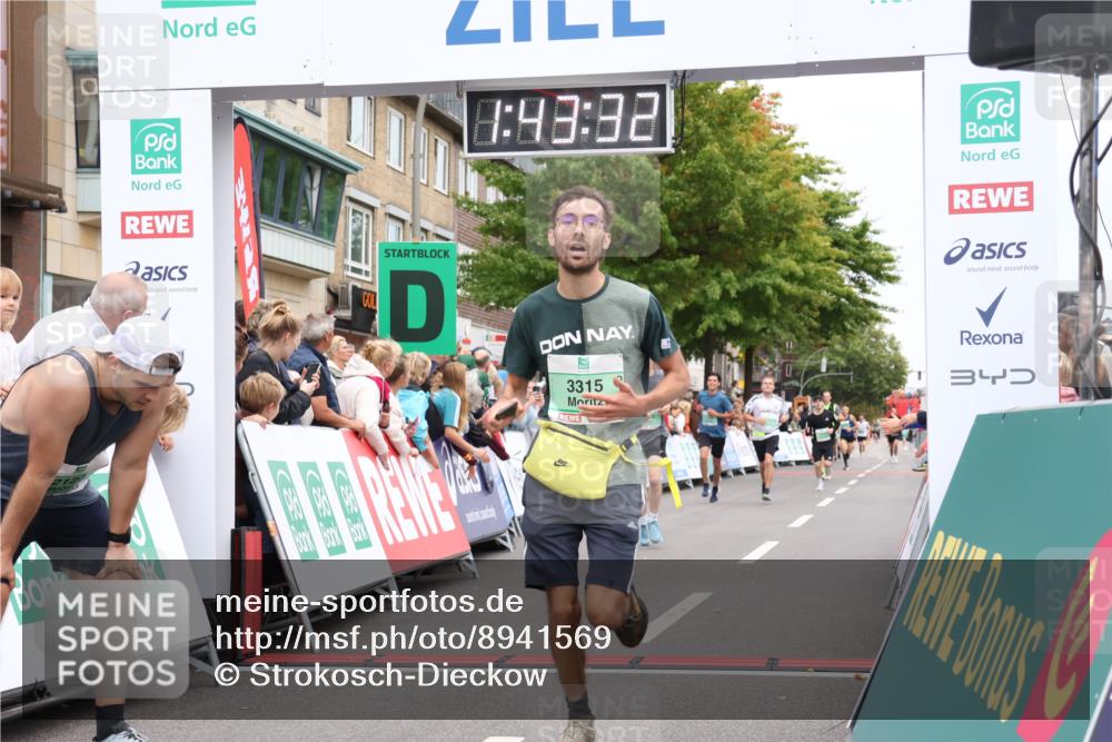 21.09.2025 - PSD Bank Halbmarathon Strokosch-Dieckow http://msf.ph/oto/8941569 21.09.2025 11:42:55 Ziel 1090, 2123, 2135, 2158, 2174, 2207, 3315 meine-sportfotos.de