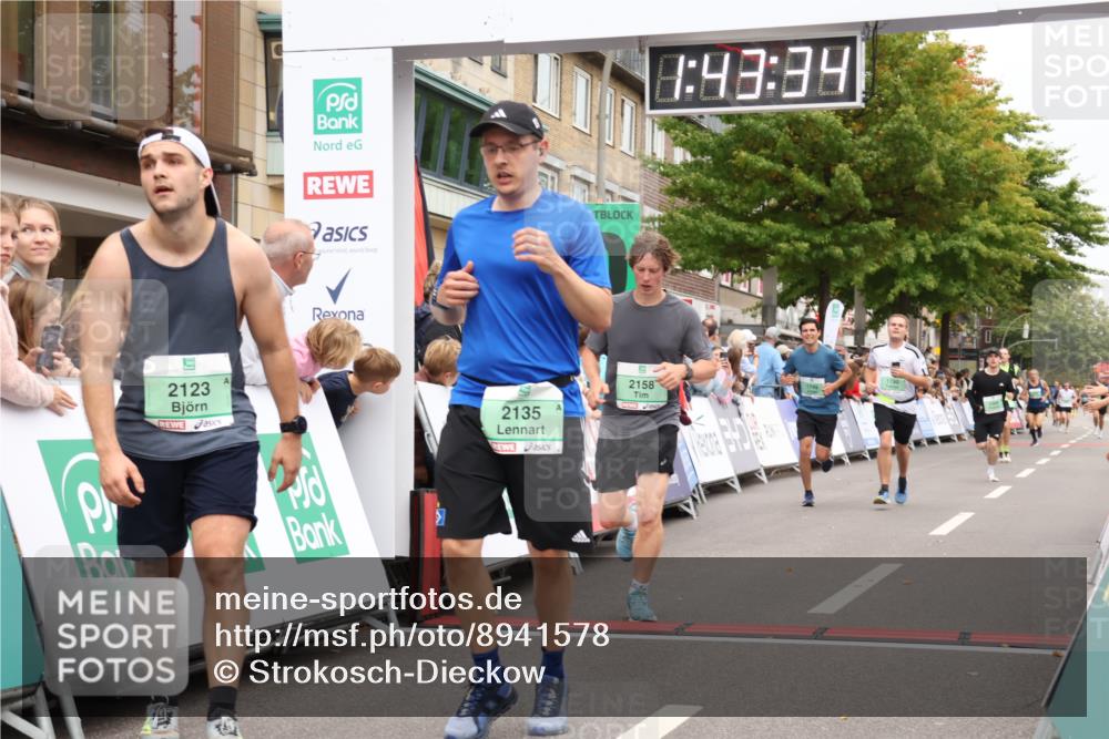 21.09.2025 - PSD Bank Halbmarathon Strokosch-Dieckow http://msf.ph/oto/8941578 21.09.2025 11:42:58 Ziel 1090, 1749, 1750, 2123, 2135, 2158, 2174, 2369, 3315 meine-sportfotos.de