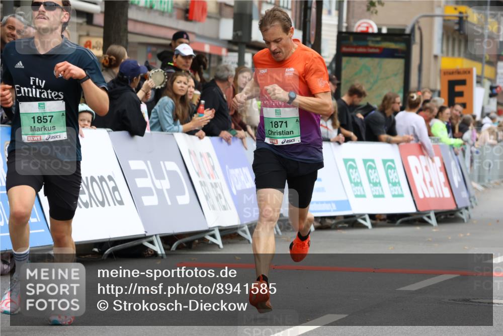 21.09.2025 - PSD Bank Halbmarathon Strokosch-Dieckow http://msf.ph/oto/8941585 21.09.2025 11:25:30 Ziel 1608, 1627, 1857, 1871 meine-sportfotos.de