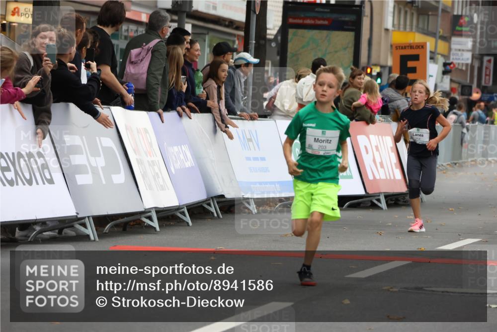 21.09.2025 - PSD Bank Halbmarathon Strokosch-Dieckow http://msf.ph/oto/8941586 21.09.2025 10:27:50 Ziel 144, 203, 241, 254, 289, 354, 362, 367, 401, 436, 451 meine-sportfotos.de
