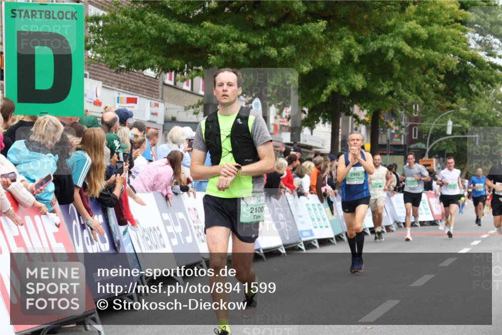 21.09.2025 - PSD Bank Halbmarathon Strokosch-Dieckow http://msf.ph/oto/8941599 21.09.2025 11:43:04 Ziel 1749, 1750, 2100, 2135, 2158, 2369, 2995 meine-sportfotos.de