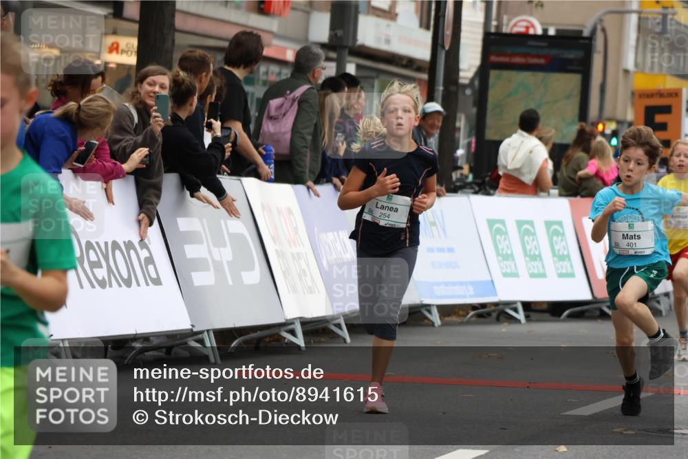 21.09.2025 - PSD Bank Halbmarathon Strokosch-Dieckow http://msf.ph/oto/8941615 21.09.2025 10:27:53 Ziel 144, 203, 241, 254, 289, 354, 367, 401, 411, 451 meine-sportfotos.de