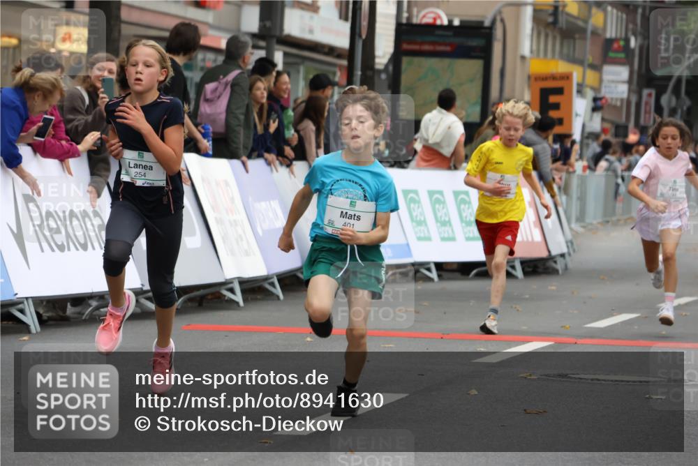 21.09.2025 - PSD Bank Halbmarathon Strokosch-Dieckow http://msf.ph/oto/8941630 21.09.2025 10:27:53 Ziel 144, 203, 241, 254, 289, 354, 367, 401, 411, 451 meine-sportfotos.de