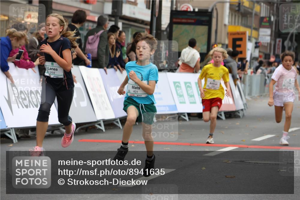 21.09.2025 - PSD Bank Halbmarathon Strokosch-Dieckow http://msf.ph/oto/8941635 21.09.2025 10:27:54 Ziel 144, 203, 241, 254, 289, 354, 367, 401, 411, 451 meine-sportfotos.de