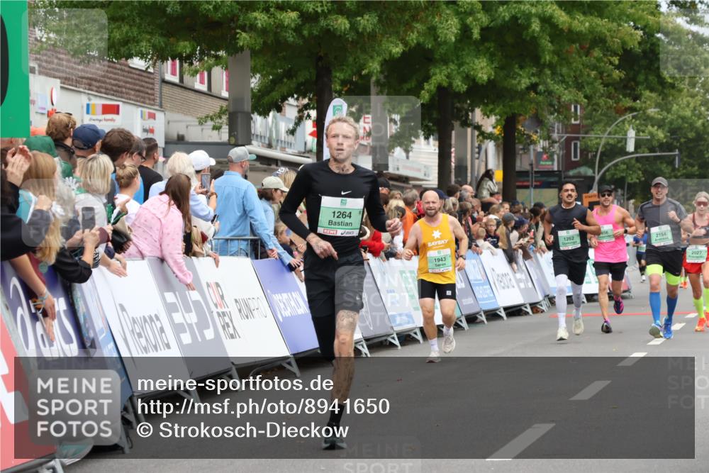 21.09.2025 - PSD Bank Halbmarathon Strokosch-Dieckow http://msf.ph/oto/8941650 21.09.2025 11:43:19 Ziel 1264, 1555, 2019, 2178, 2202, 2240, 2265 meine-sportfotos.de