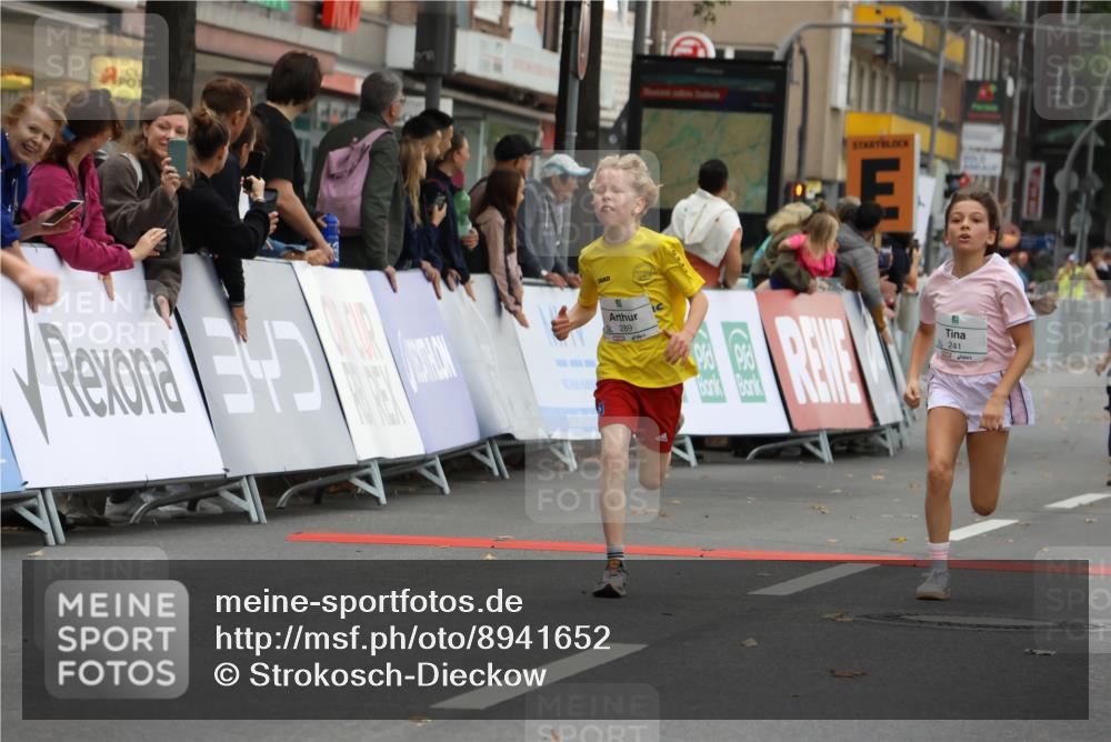 21.09.2025 - PSD Bank Halbmarathon Strokosch-Dieckow http://msf.ph/oto/8941652 21.09.2025 10:27:55 Ziel 144, 203, 241, 254, 289, 354, 356, 367, 401, 411, 451 meine-sportfotos.de
