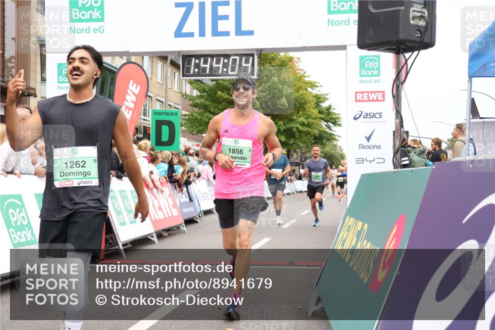 21.09.2025 - PSD Bank Halbmarathon Strokosch-Dieckow http://msf.ph/oto/8941679 21.09.2025 11:43:28 Ziel 1262, 1264, 1804, 1856, 1943, 2027, 2154, 3920 meine-sportfotos.de