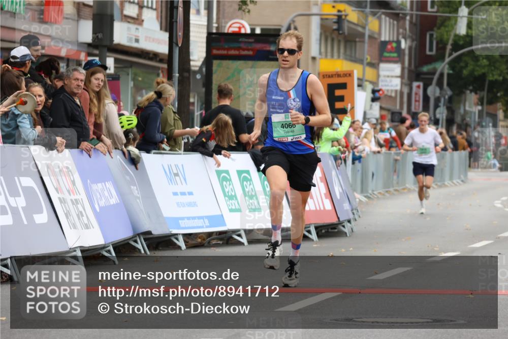21.09.2025 - PSD Bank Halbmarathon Strokosch-Dieckow http://msf.ph/oto/8941712 21.09.2025 11:26:15 Ziel 1868, 1916, 2249, 4066 meine-sportfotos.de