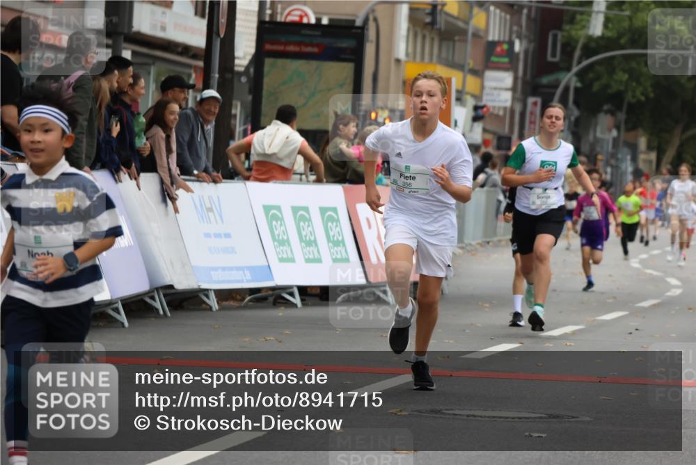 21.09.2025 - PSD Bank Halbmarathon Strokosch-Dieckow http://msf.ph/oto/8941715 21.09.2025 10:28:01 Ziel 220, 241, 253, 254, 288, 289, 356, 401, 411, 425, 442 meine-sportfotos.de