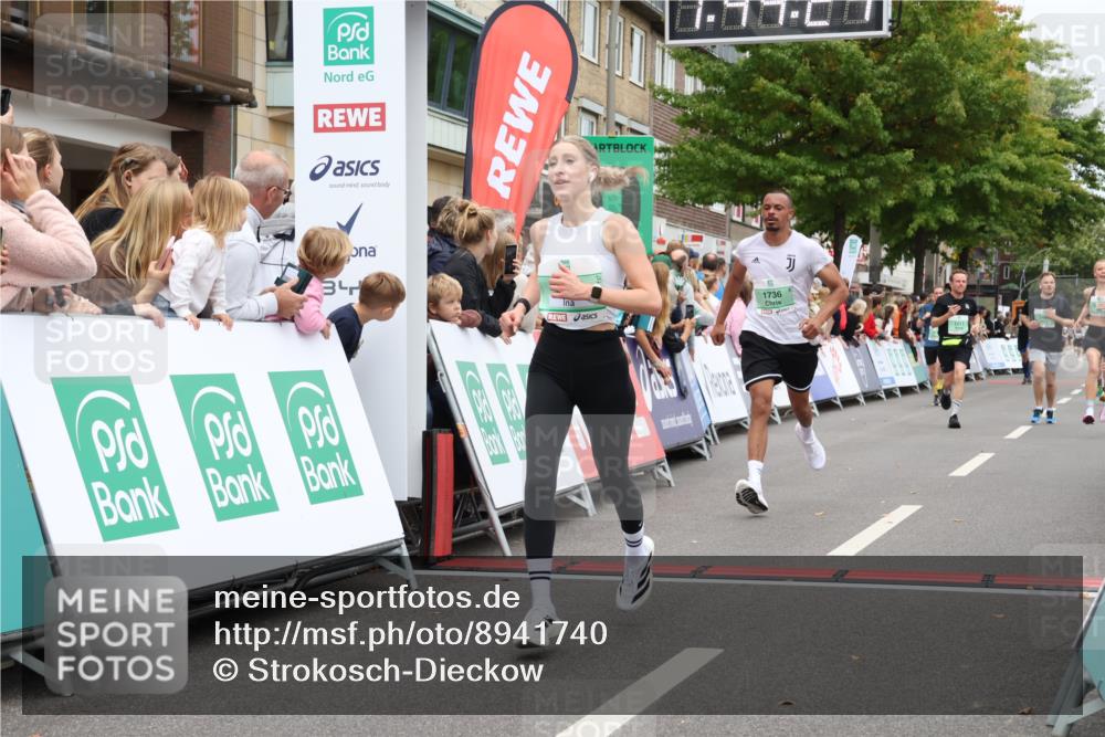21.09.2025 - PSD Bank Halbmarathon Strokosch-Dieckow http://msf.ph/oto/8941740 21.09.2025 11:43:47 Ziel 1073, 1217, 1592, 1593, 1736, 2145, 3188, 3934 meine-sportfotos.de