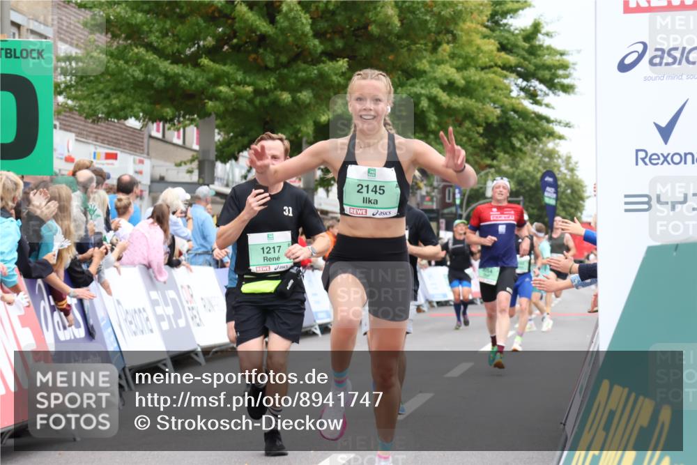 21.09.2025 - PSD Bank Halbmarathon Strokosch-Dieckow http://msf.ph/oto/8941747 21.09.2025 11:43:50 Ziel 1073, 1217, 1736, 2054, 2145, 2192, 2447, 3934 meine-sportfotos.de