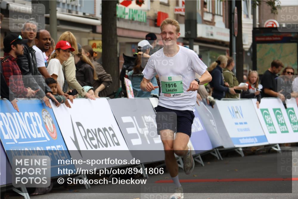 21.09.2025 - PSD Bank Halbmarathon Strokosch-Dieckow http://msf.ph/oto/8941806 21.09.2025 11:26:22 Ziel 1916, 4066 meine-sportfotos.de