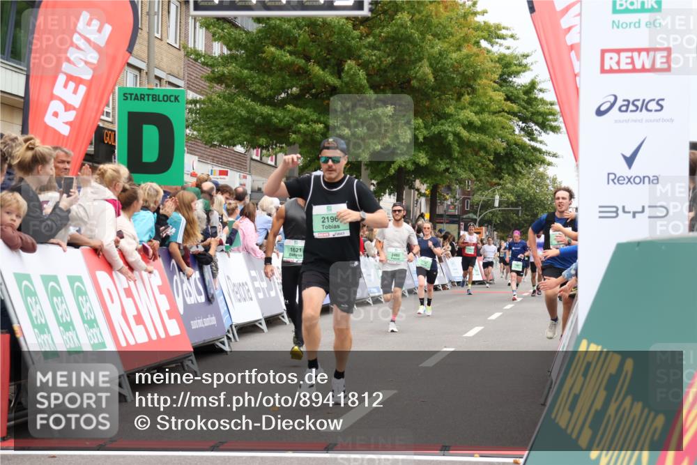 21.09.2025 - PSD Bank Halbmarathon Strokosch-Dieckow http://msf.ph/oto/8941812 21.09.2025 11:44:09 Ziel 1621, 1986, 2196, 2294, 2350, 2460, 3918 meine-sportfotos.de