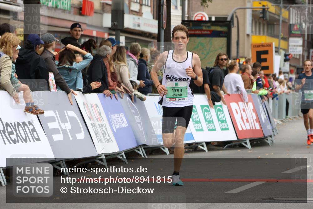 21.09.2025 - PSD Bank Halbmarathon Strokosch-Dieckow http://msf.ph/oto/8941815 21.09.2025 11:26:47 Ziel 1439, 1793, 4040 meine-sportfotos.de