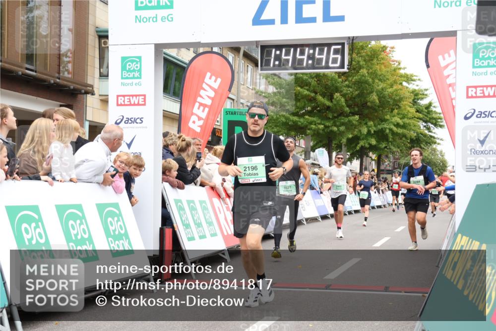21.09.2025 - PSD Bank Halbmarathon Strokosch-Dieckow http://msf.ph/oto/8941817 21.09.2025 11:44:10 Ziel 1621, 1757, 1986, 2196, 2294, 2350, 2460 meine-sportfotos.de
