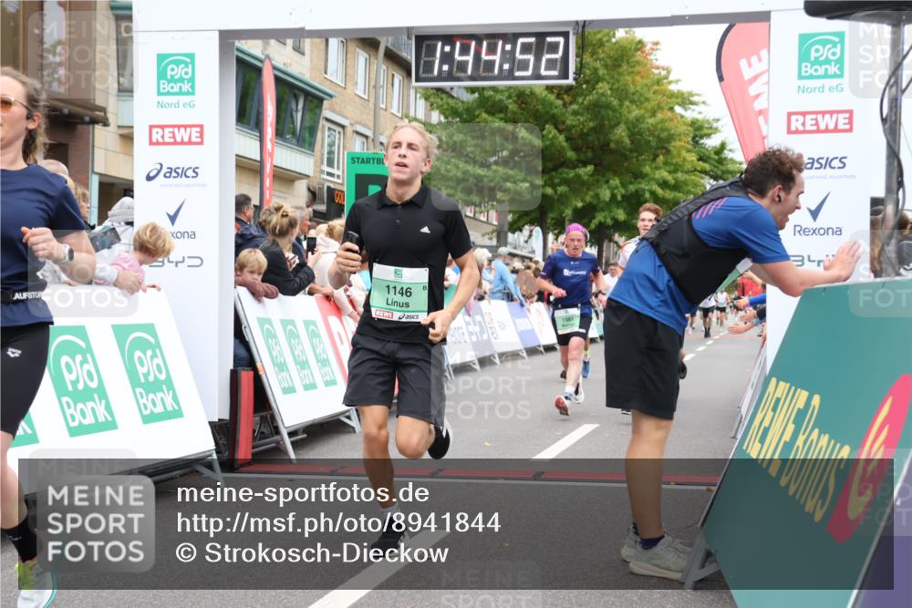 21.09.2025 - PSD Bank Halbmarathon Strokosch-Dieckow http://msf.ph/oto/8941844 21.09.2025 11:44:15 Ziel 1091, 1146, 1621, 1757, 1806, 1981, 1986, 2081, 2196, 2294, 2460 meine-sportfotos.de