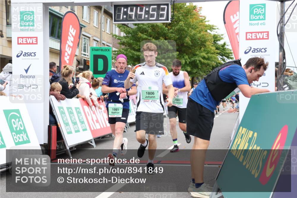 21.09.2025 - PSD Bank Halbmarathon Strokosch-Dieckow http://msf.ph/oto/8941849 21.09.2025 11:44:17 Ziel 1091, 1146, 1329, 1621, 1757, 1806, 1981, 2081, 2196, 2294, 2460, 3023 meine-sportfotos.de