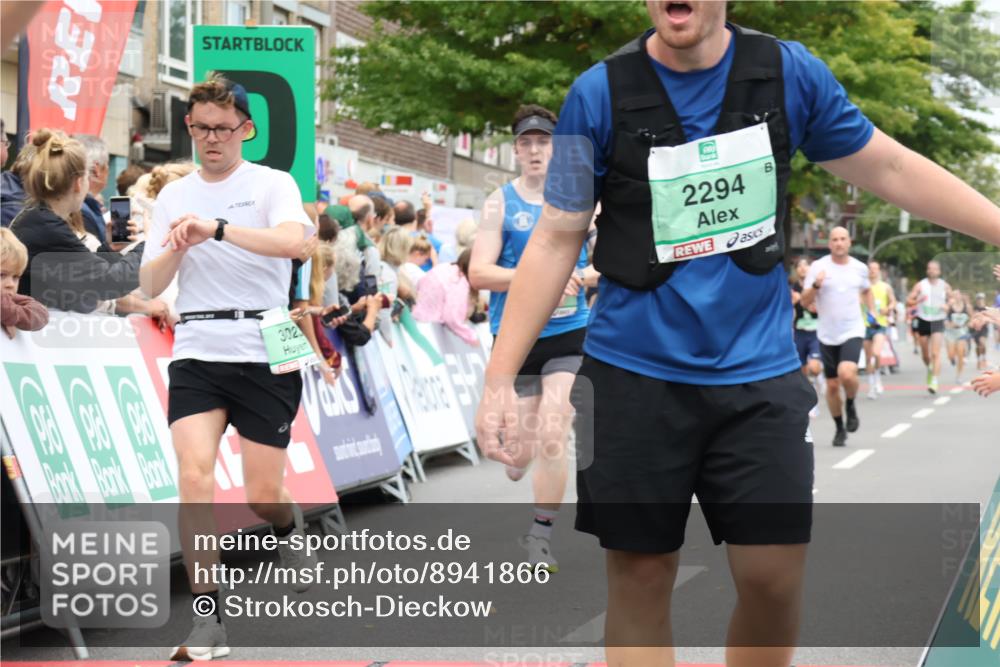 21.09.2025 - PSD Bank Halbmarathon Strokosch-Dieckow http://msf.ph/oto/8941866 21.09.2025 11:44:20 Ziel 1091, 1146, 1329, 1757, 1806, 1981, 2081, 3023 meine-sportfotos.de