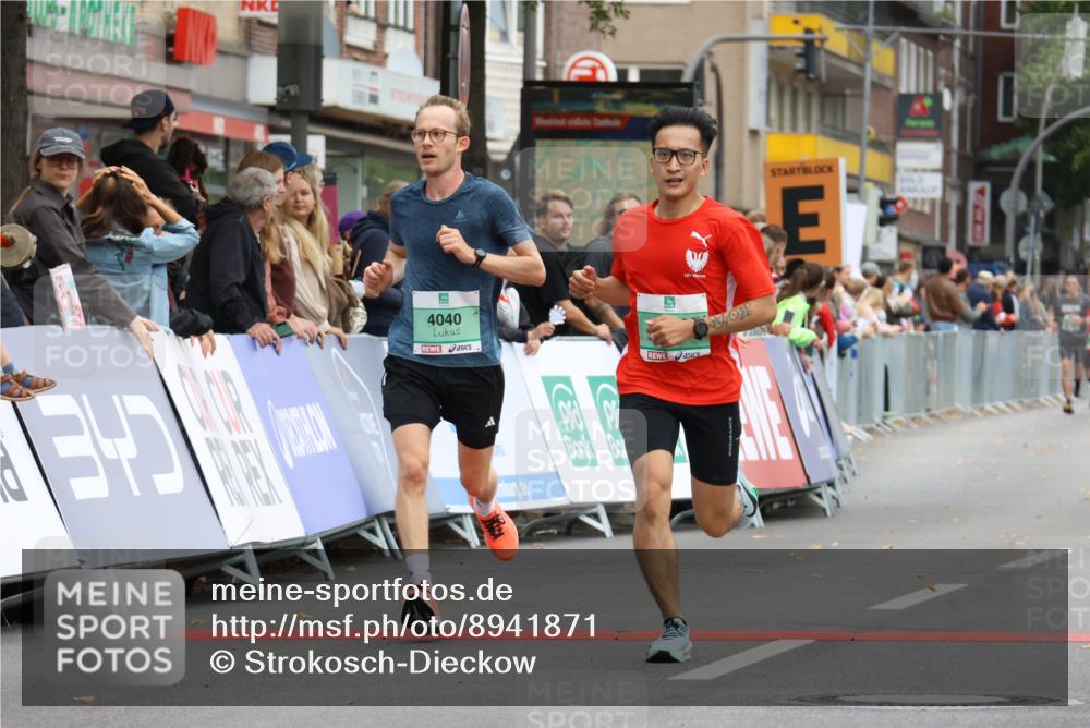 21.09.2025 - PSD Bank Halbmarathon Strokosch-Dieckow http://msf.ph/oto/8941871 21.09.2025 11:26:52 Ziel 1439, 1793, 4040 meine-sportfotos.de