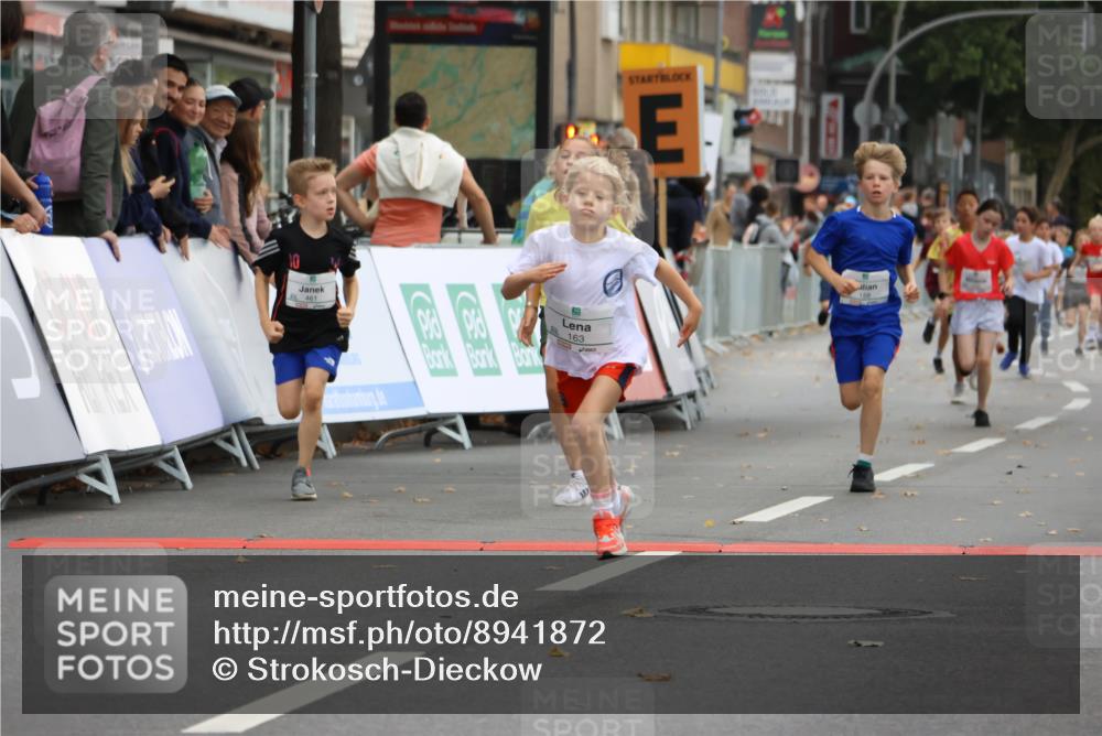 21.09.2025 - PSD Bank Halbmarathon Strokosch-Dieckow http://msf.ph/oto/8941872 21.09.2025 10:28:18 Ziel 157, 158, 163, 213, 215, 240, 270, 316, 461 meine-sportfotos.de