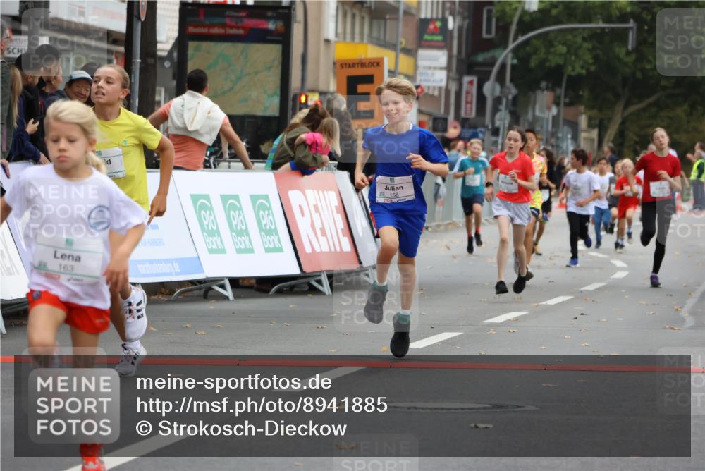 21.09.2025 - PSD Bank Halbmarathon Strokosch-Dieckow http://msf.ph/oto/8941885 21.09.2025 10:28:19 Ziel 157, 158, 163, 213, 215, 240, 270, 316, 461 meine-sportfotos.de