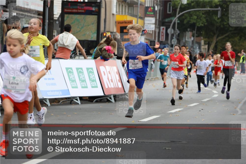 21.09.2025 - PSD Bank Halbmarathon Strokosch-Dieckow http://msf.ph/oto/8941887 21.09.2025 10:28:19 Ziel 157, 158, 163, 213, 215, 240, 270, 316, 461 meine-sportfotos.de
