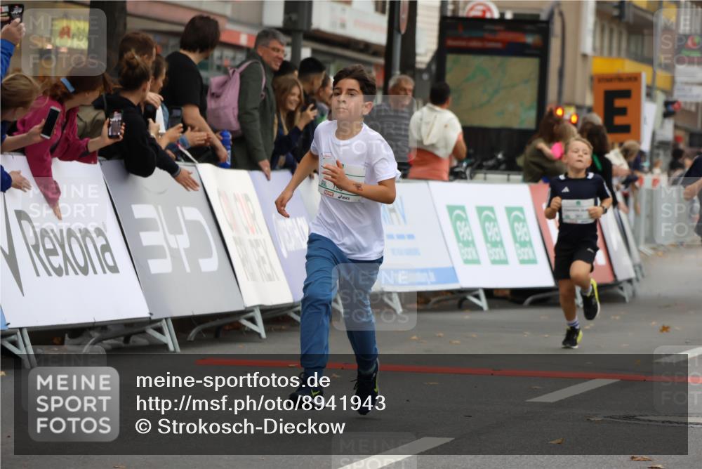 21.09.2025 - PSD Bank Halbmarathon Strokosch-Dieckow http://msf.ph/oto/8941943 21.09.2025 10:28:33 Ziel 123, 150, 157, 197, 198, 204, 205, 215, 317, 321, 361, 371, 374, 426, 437 meine-sportfotos.de