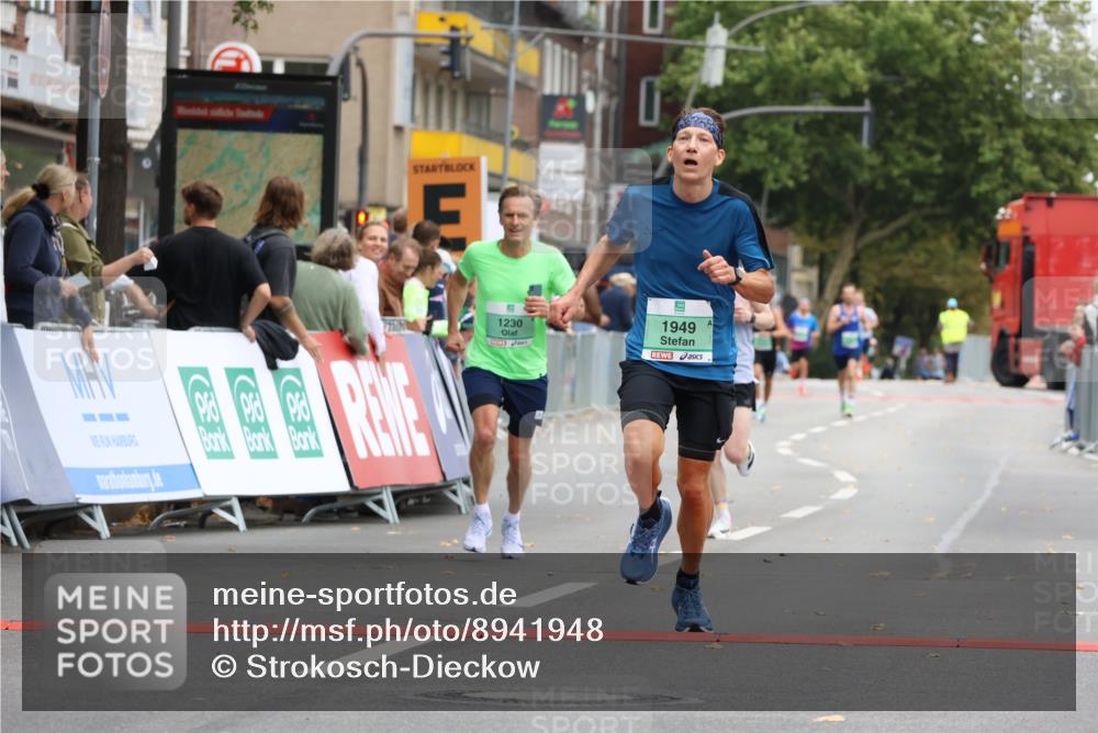 21.09.2025 - PSD Bank Halbmarathon Strokosch-Dieckow http://msf.ph/oto/8941948 21.09.2025 11:27:33 Ziel 1230, 1781, 1782, 1831, 1874, 1895, 1949, 1953, 4019 meine-sportfotos.de