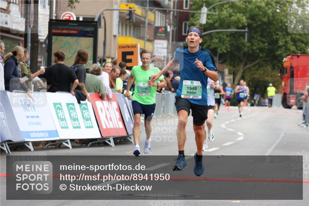 21.09.2025 - PSD Bank Halbmarathon Strokosch-Dieckow http://msf.ph/oto/8941950 21.09.2025 11:27:33 Ziel 1230, 1781, 1782, 1831, 1874, 1895, 1949, 1953, 4019 meine-sportfotos.de