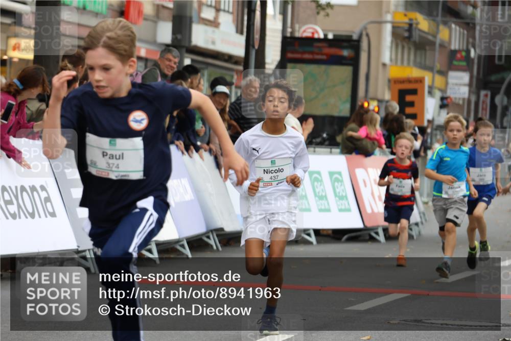 21.09.2025 - PSD Bank Halbmarathon Strokosch-Dieckow http://msf.ph/oto/8941963 21.09.2025 10:28:38 Ziel 123, 126, 150, 197, 198, 204, 205, 266, 357, 361, 371, 374, 388, 389, 408, 437 meine-sportfotos.de