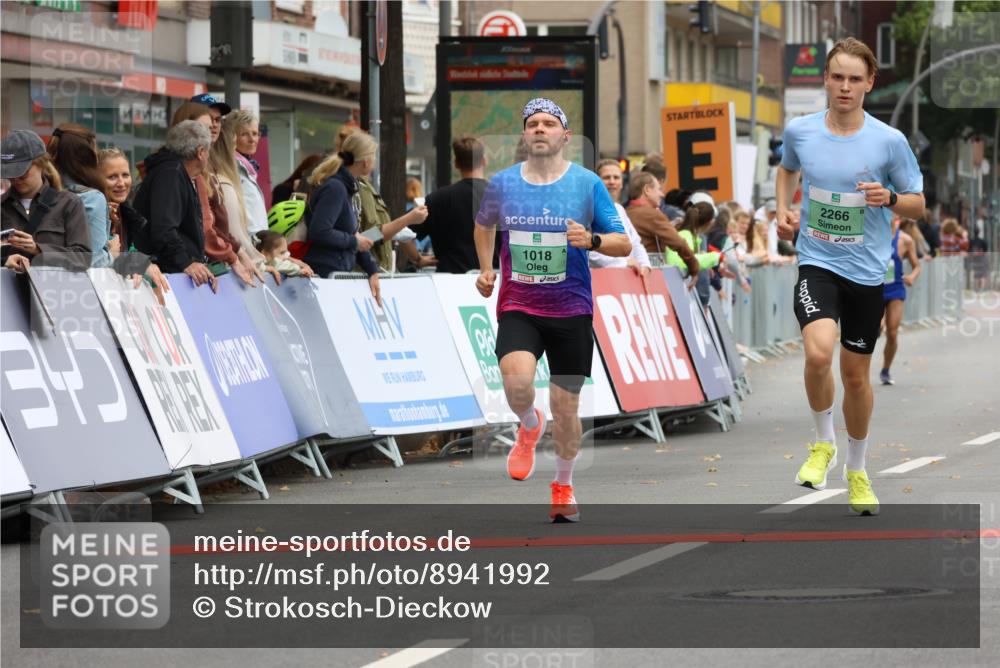 21.09.2025 - PSD Bank Halbmarathon Strokosch-Dieckow http://msf.ph/oto/8941992 21.09.2025 11:27:56 Ziel 1018, 1783, 1873, 1927, 2266 meine-sportfotos.de