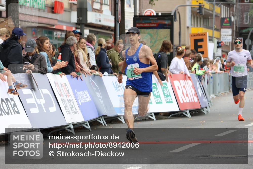 21.09.2025 - PSD Bank Halbmarathon Strokosch-Dieckow http://msf.ph/oto/8942006 21.09.2025 11:28:01 Ziel 1018, 1872, 1927, 2266 meine-sportfotos.de