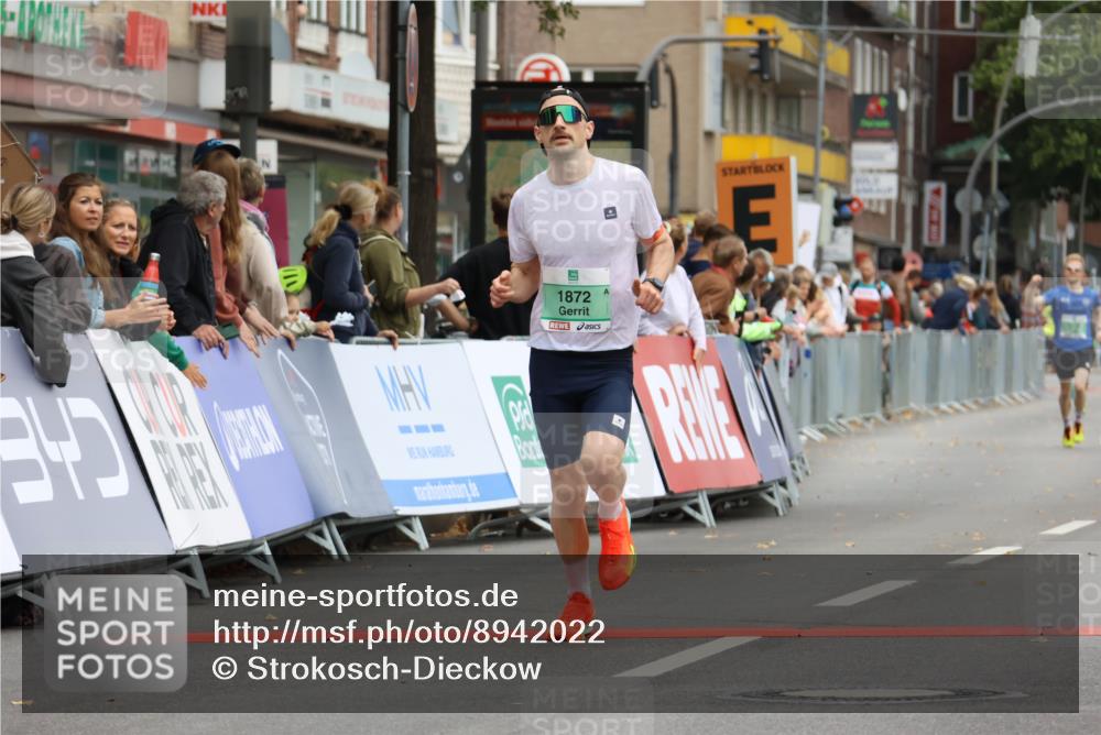21.09.2025 - PSD Bank Halbmarathon Strokosch-Dieckow http://msf.ph/oto/8942022 21.09.2025 11:28:04 Ziel 1018, 1872, 1927, 2266 meine-sportfotos.de
