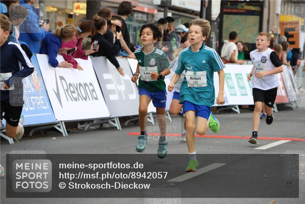 21.09.2025 - PSD Bank Halbmarathon Strokosch-Dieckow http://msf.ph/oto/8942057 21.09.2025 10:28:53 Ziel 109, 134, 142, 155, 167, 193, 194, 196, 212, 255, 258, 266, 294, 337, 338, 397, 412, 415, 440, 452 meine-sportfotos.de