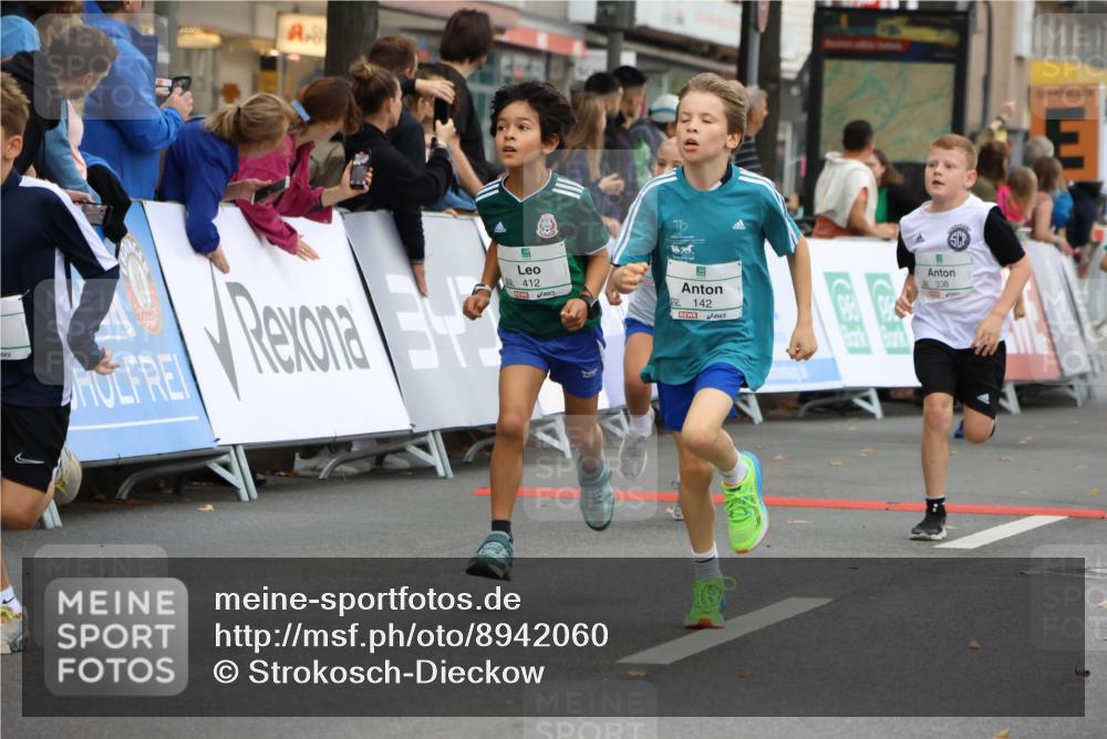 21.09.2025 - PSD Bank Halbmarathon Strokosch-Dieckow http://msf.ph/oto/8942060 21.09.2025 10:28:53 Ziel 109, 134, 142, 155, 167, 193, 194, 196, 212, 255, 258, 266, 294, 337, 338, 397, 412, 415, 440, 452 meine-sportfotos.de