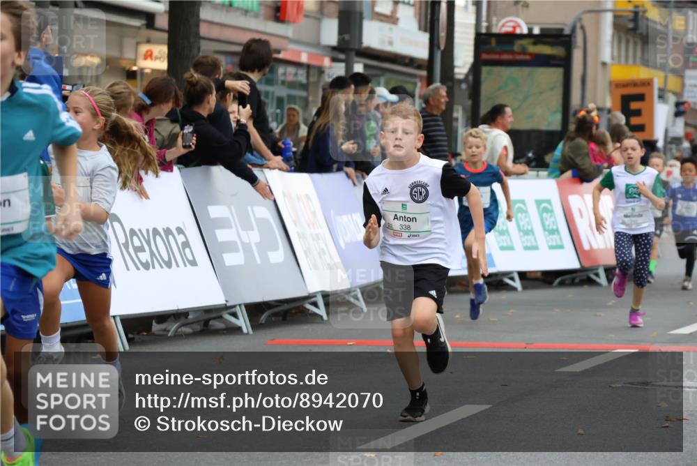 21.09.2025 - PSD Bank Halbmarathon Strokosch-Dieckow http://msf.ph/oto/8942070 21.09.2025 10:28:54 Ziel 109, 134, 142, 155, 167, 168, 193, 194, 196, 212, 255, 258, 267, 294, 337, 338, 397, 412, 415, 440, 452 meine-sportfotos.de
