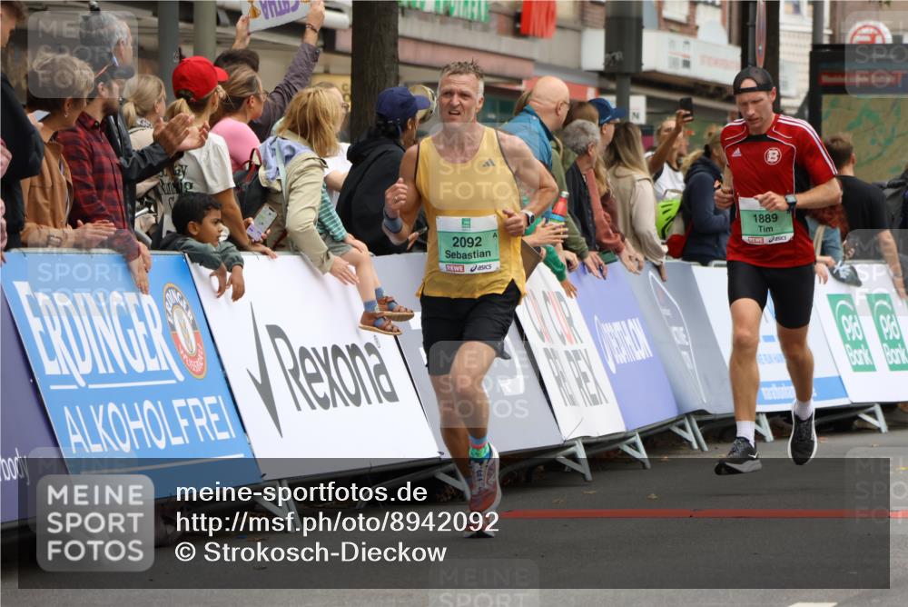 21.09.2025 - PSD Bank Halbmarathon Strokosch-Dieckow http://msf.ph/oto/8942092 21.09.2025 11:28:49 Ziel 1427, 1456, 1889, 1907, 1909, 1978, 2092, 4029 meine-sportfotos.de
