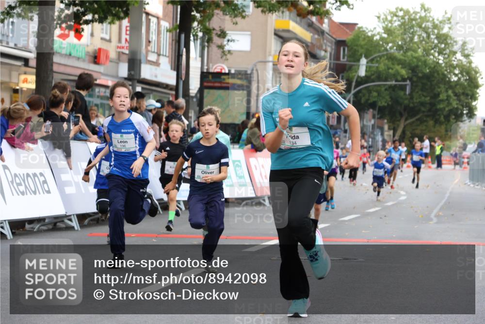 21.09.2025 - PSD Bank Halbmarathon Strokosch-Dieckow http://msf.ph/oto/8942098 21.09.2025 10:28:59 Ziel 134, 142, 155, 167, 168, 193, 194, 196, 212, 258, 267, 294, 337, 338, 412, 443, 452 meine-sportfotos.de