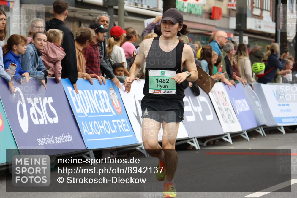 21.09.2025 - PSD Bank Halbmarathon Strokosch-Dieckow http://msf.ph/oto/8942137 21.09.2025 11:29:04 Ziel 1427, 1482, 1920 meine-sportfotos.de