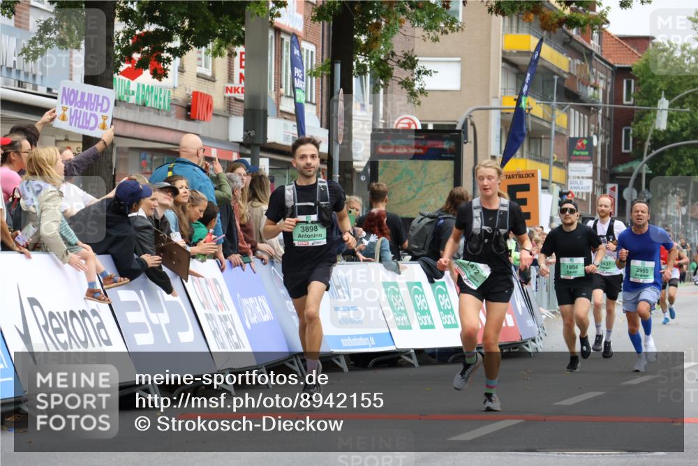 21.09.2025 - PSD Bank Halbmarathon Strokosch-Dieckow http://msf.ph/oto/8942155 21.09.2025 11:29:19 Ziel 1437, 1472, 1773, 1854, 2955, 3898 meine-sportfotos.de