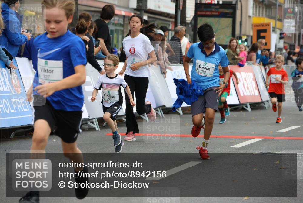 21.09.2025 - PSD Bank Halbmarathon Strokosch-Dieckow http://msf.ph/oto/8942156 21.09.2025 10:29:12 Ziel 261, 327, 345, 381, 390, 395, 416, 434, 443, 455 meine-sportfotos.de