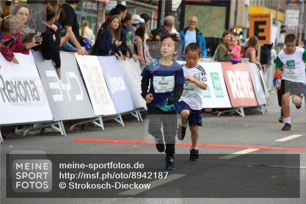 21.09.2025 - PSD Bank Halbmarathon Strokosch-Dieckow http://msf.ph/oto/8942187 21.09.2025 10:29:19 Ziel 166, 233, 250, 261, 301, 327, 345, 381, 390, 395, 406, 434, 455 meine-sportfotos.de