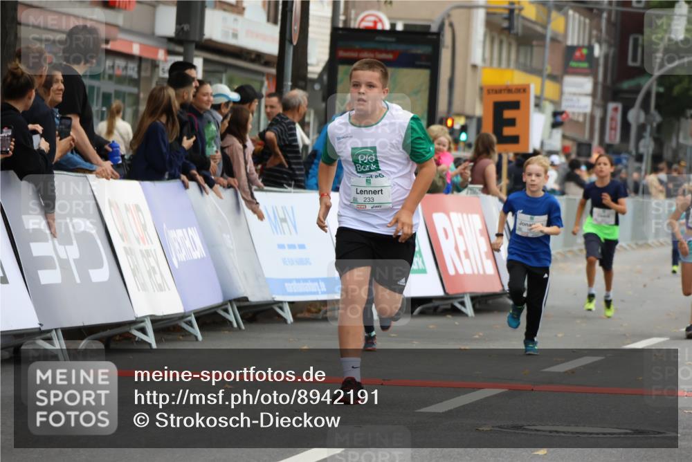21.09.2025 - PSD Bank Halbmarathon Strokosch-Dieckow http://msf.ph/oto/8942191 21.09.2025 10:29:21 Ziel 166, 233, 250, 261, 301, 345, 381, 390, 395, 406, 434, 455 meine-sportfotos.de