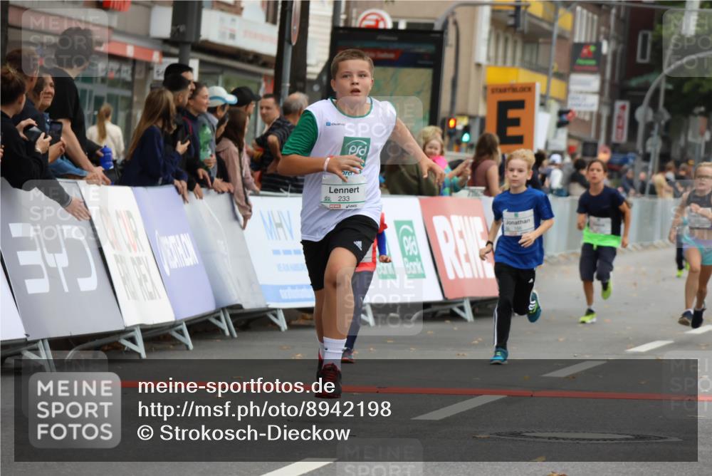 21.09.2025 - PSD Bank Halbmarathon Strokosch-Dieckow http://msf.ph/oto/8942198 21.09.2025 10:29:21 Ziel 166, 233, 250, 261, 301, 345, 381, 390, 395, 406, 434, 455 meine-sportfotos.de